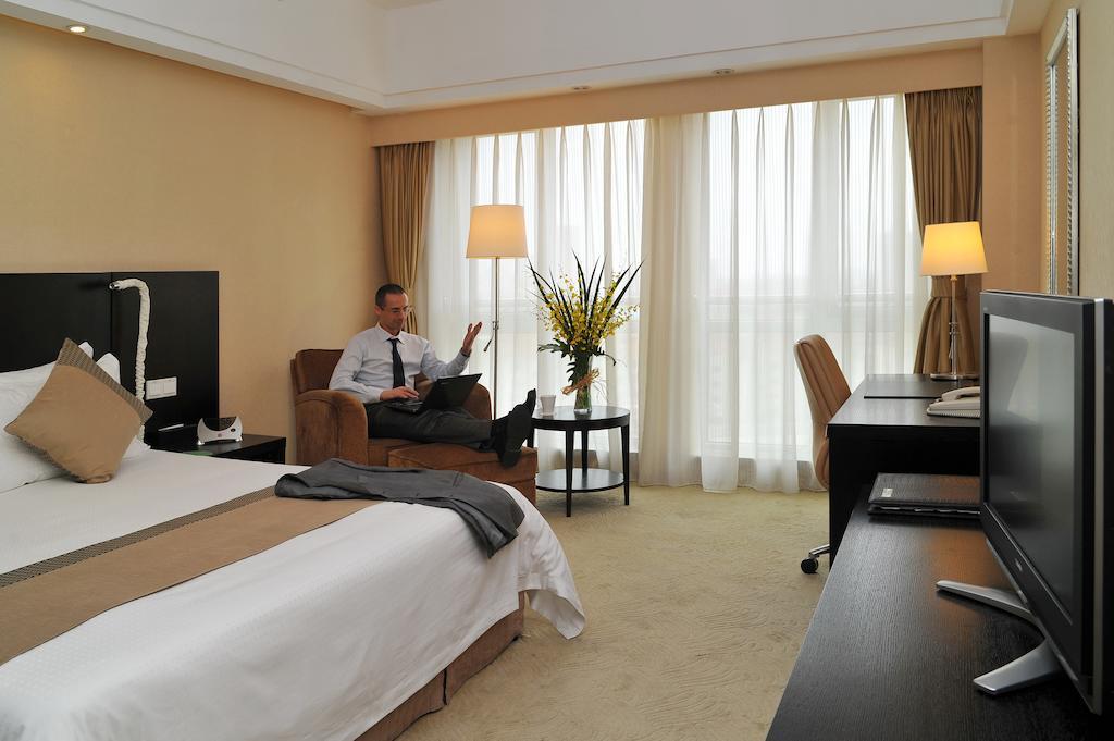 Ramada Plaza Shanghai Gateway Zewnętrze zdjęcie